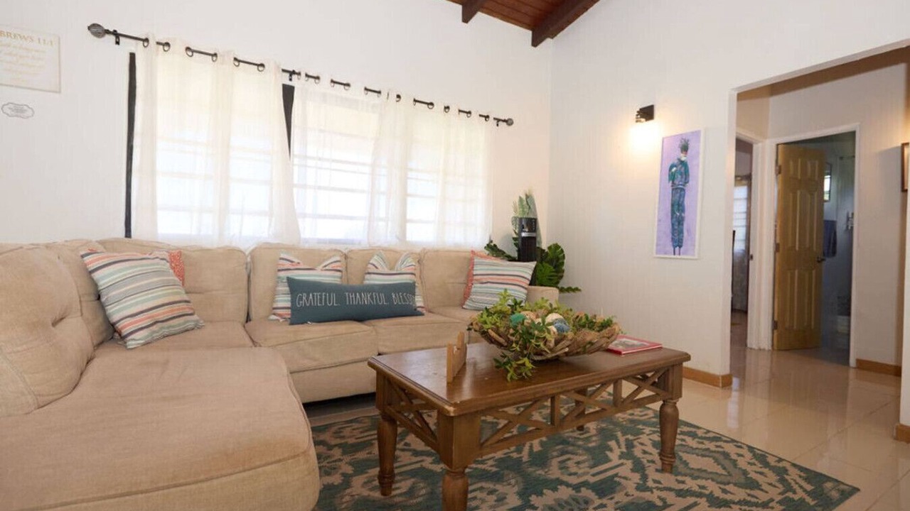 Photo of Livingroom in Estate Whim