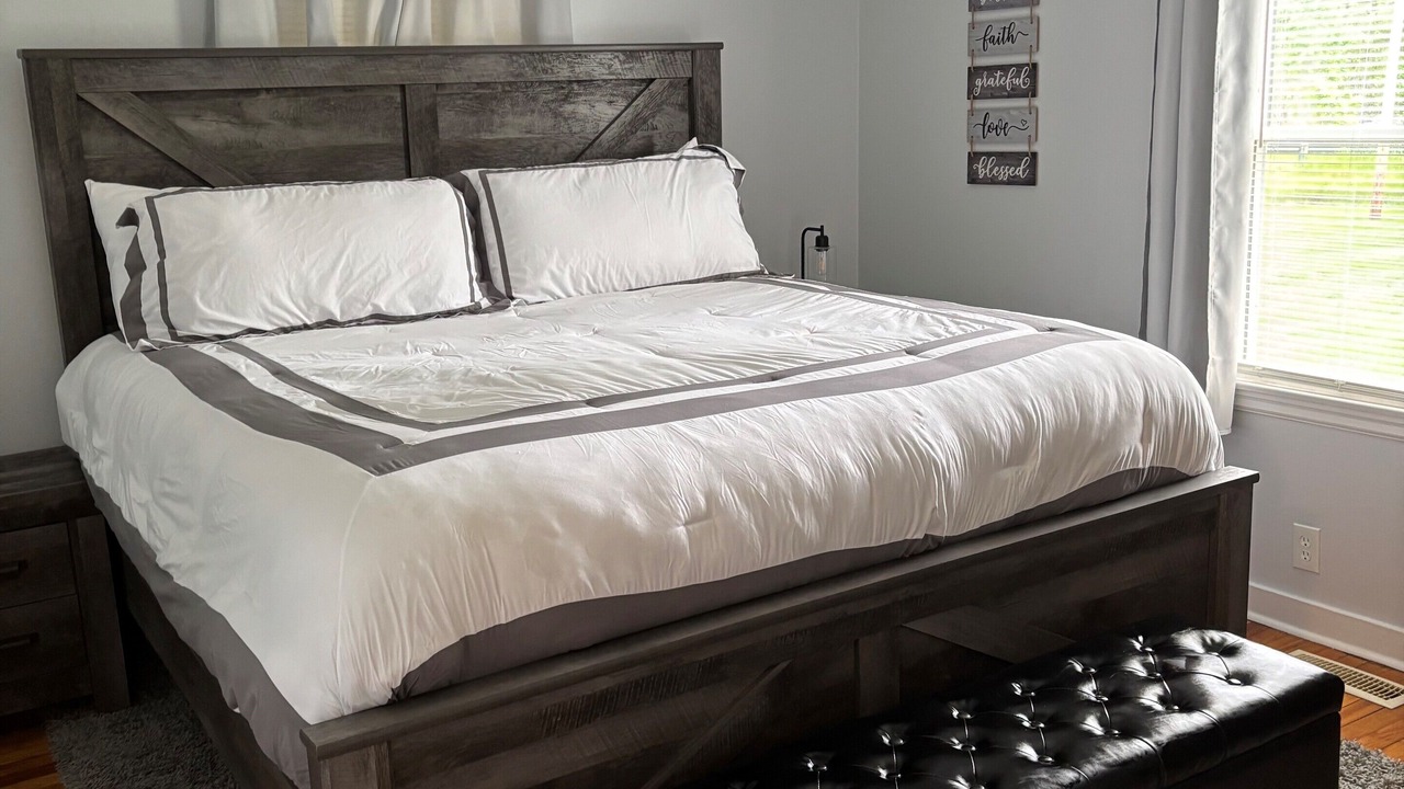 Photo of Bedroom in Cunningham