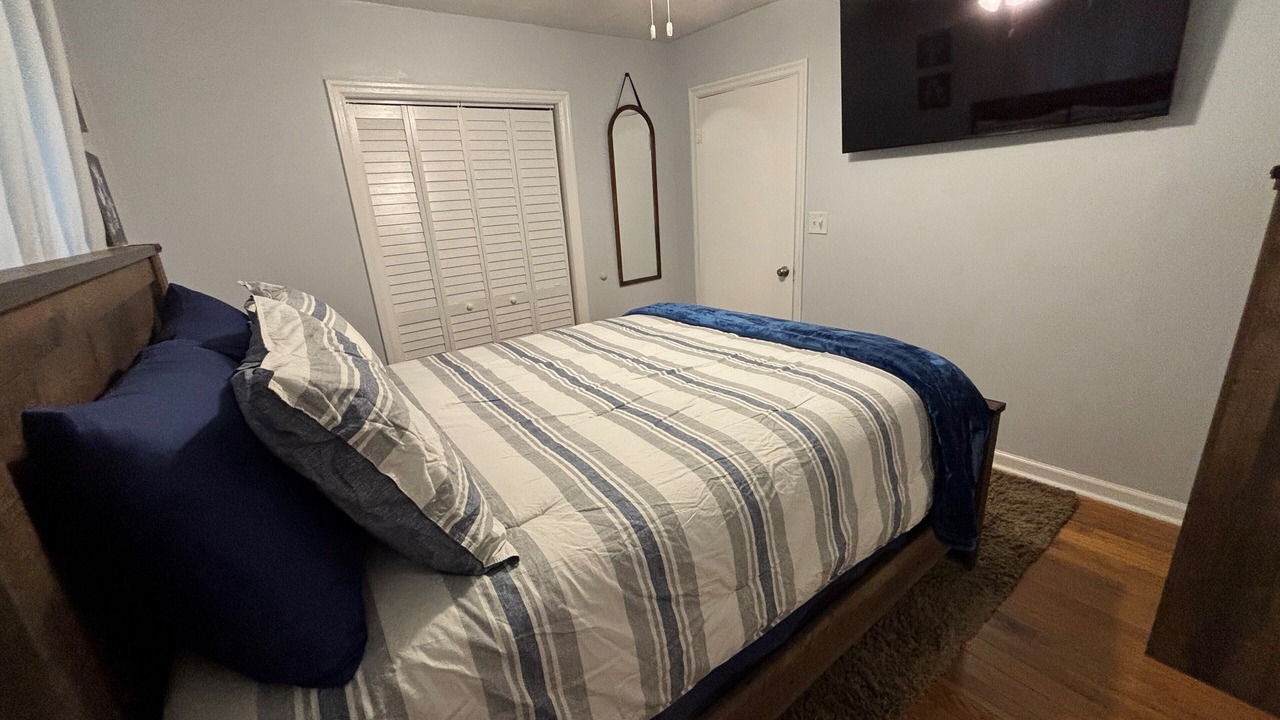 Photo of Bedroom in Cunningham