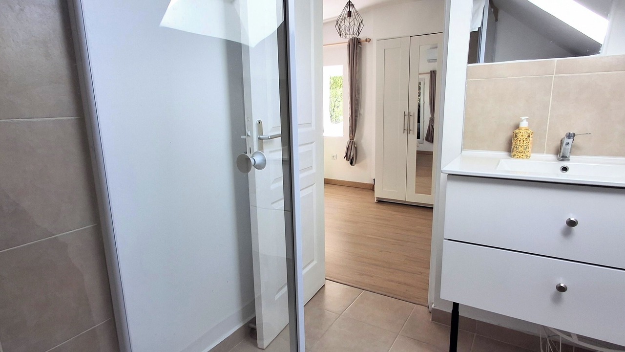 Photo of Bathroom in Chisseaux