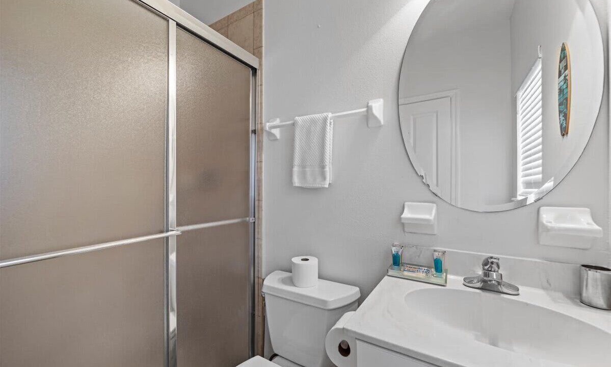Photo of Bathroom in Marineland Acres