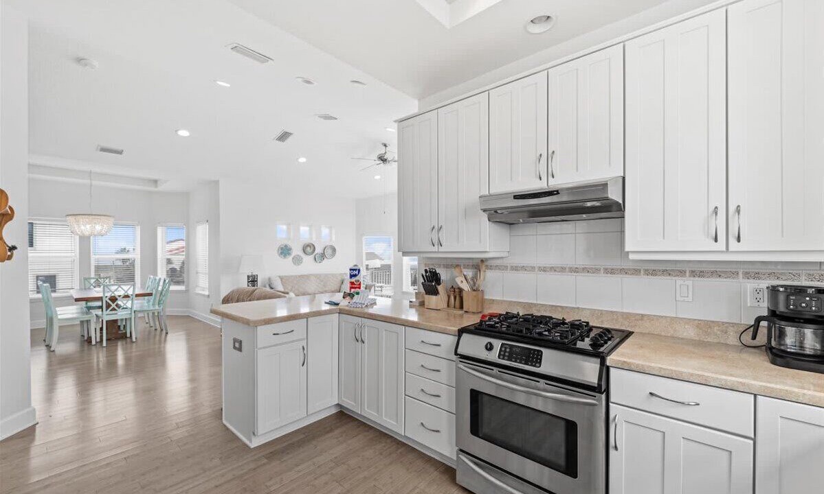 Photo of Kitchen in Marineland Acres