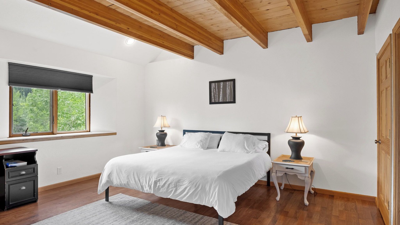 Photo of Bedroom in Fairbanks
