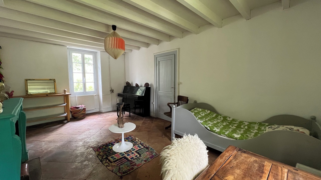 Photo of Bedroom in Floudes