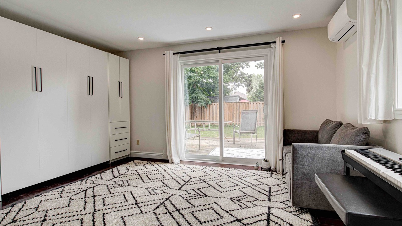 Photo of Livingroom in Guelph