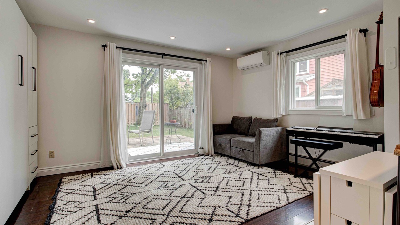 Photo of Livingroom in Guelph