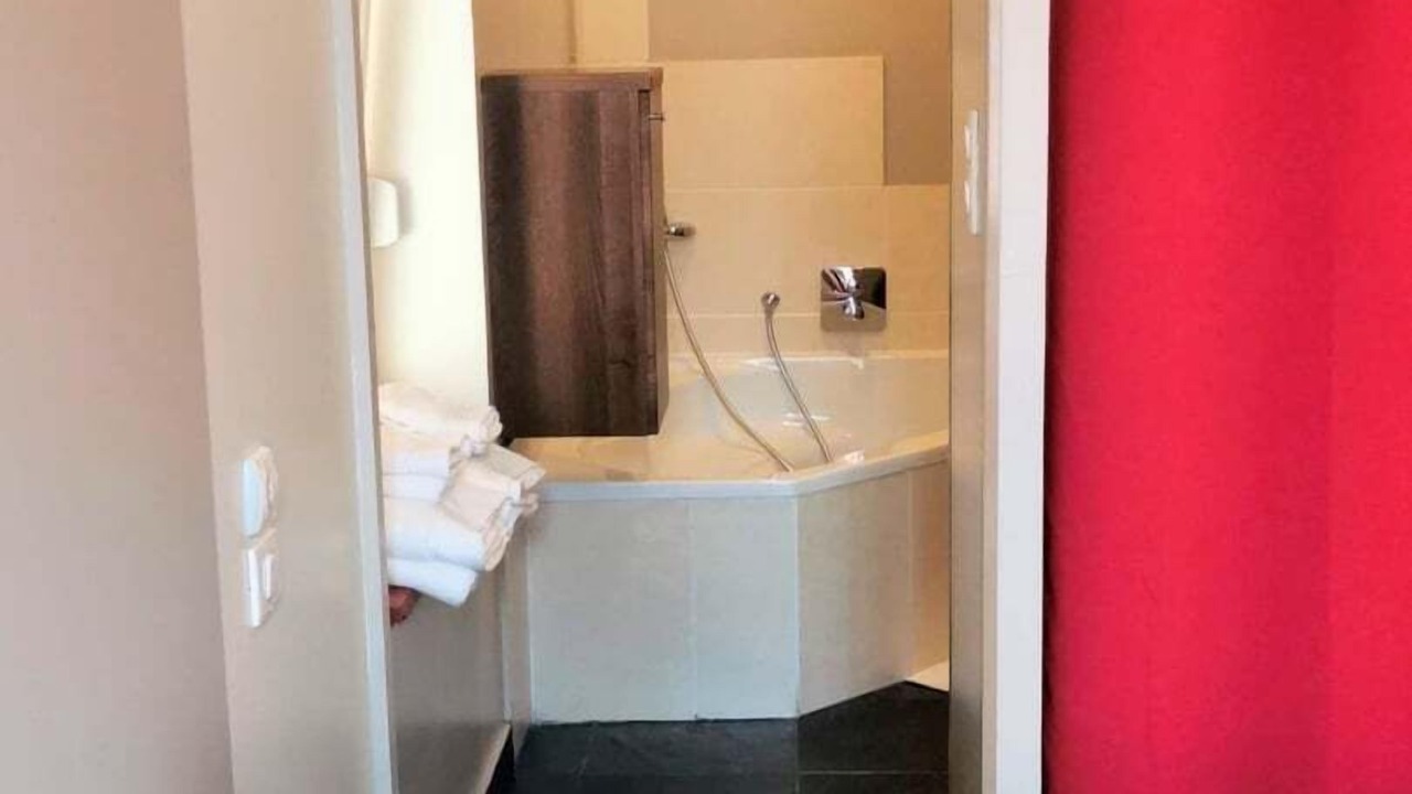 Photo of Bedroom in Faubourg-Raines