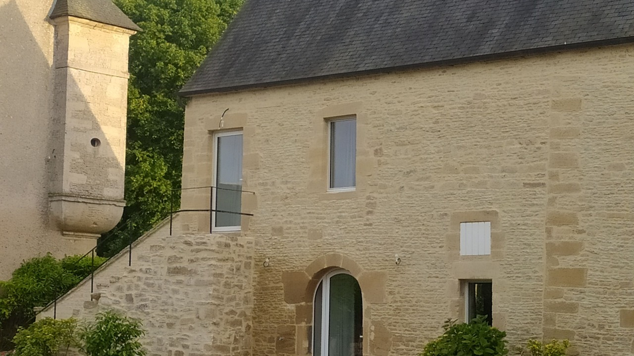 Photo of Outdoor in Crepon
