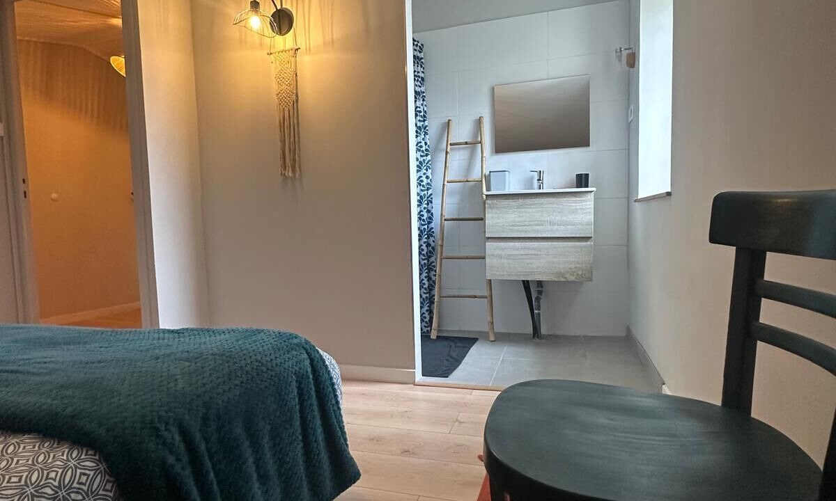 Photo of Bedroom in Saint-Marcel-d'Aredeche