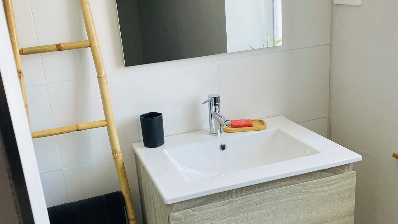 Photo of Bathroom in Saint-Marcel-d'Aredeche