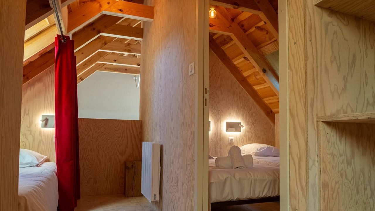 Photo of Bedroom in Saint-Laurent-de-Muret
