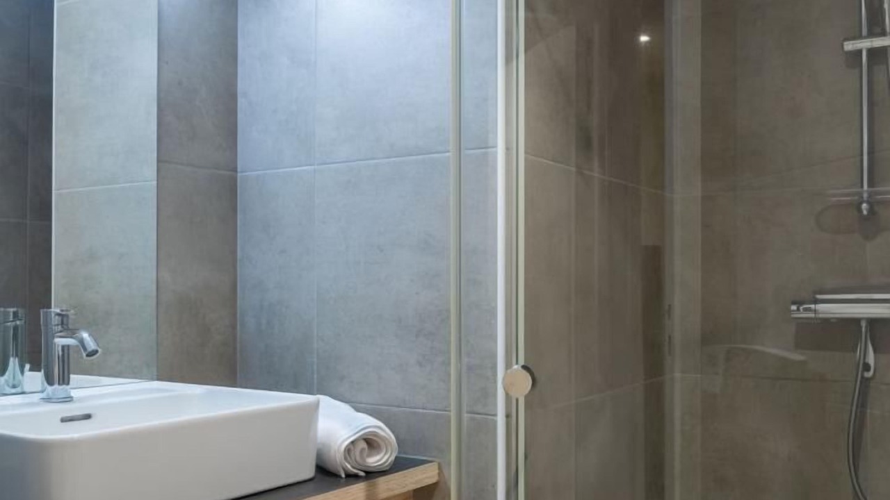 Photo of Bathroom in Saint-Laurent-de-Muret