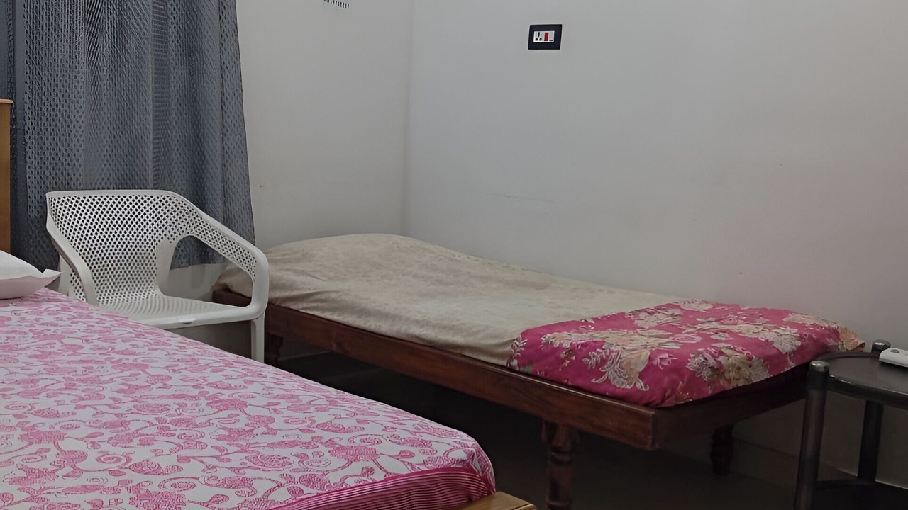Photo of Bedroom in Poovar