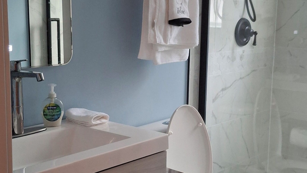 Photo of Bathroom in Fraser Valley Regional District