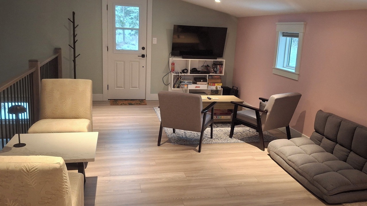 Photo of Livingroom in Fraser Valley Regional District