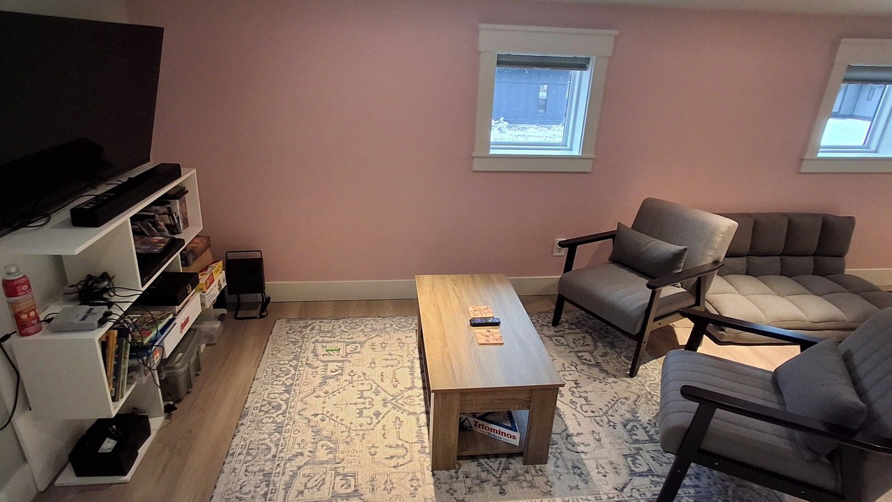 Photo of Livingroom in Fraser Valley Regional District