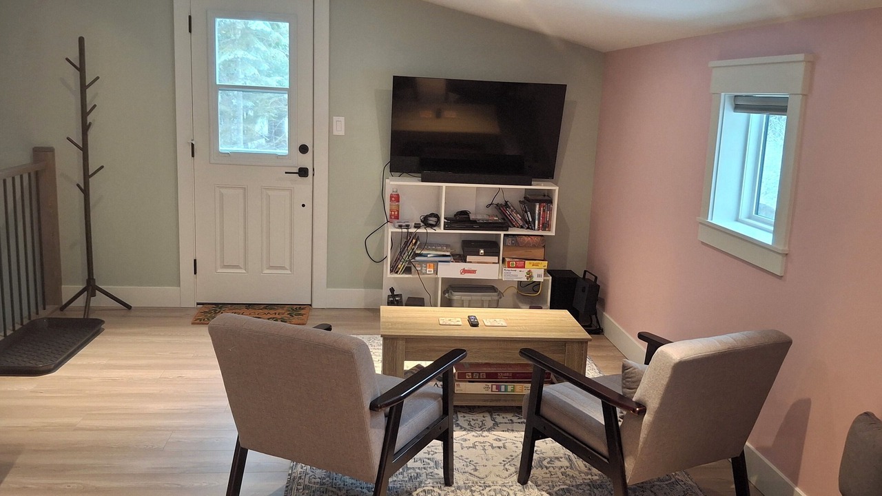 Photo of Livingroom in Fraser Valley Regional District