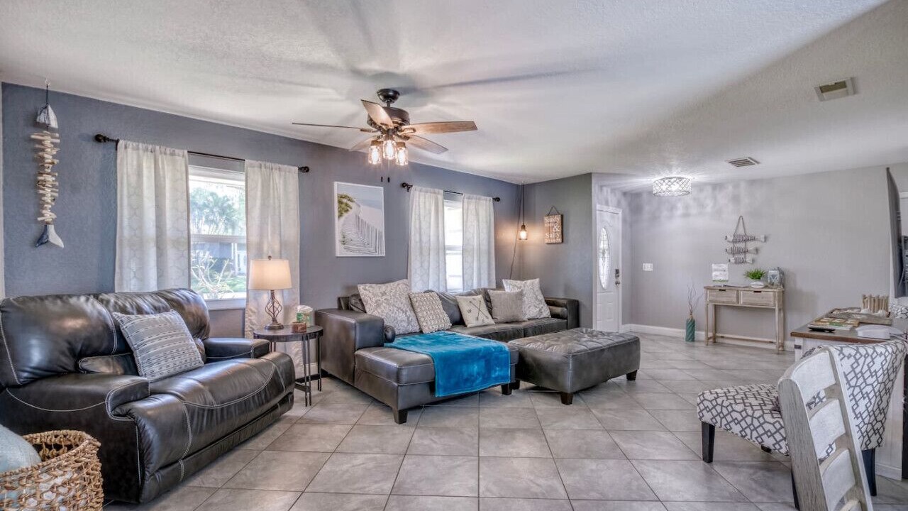 Photo of Livingroom in Whitfield