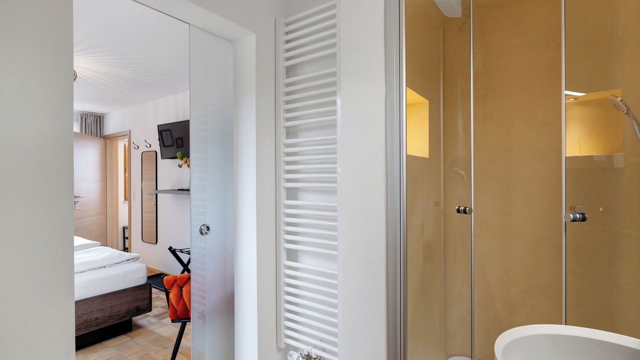 Photo of Bathroom in Hallwangen