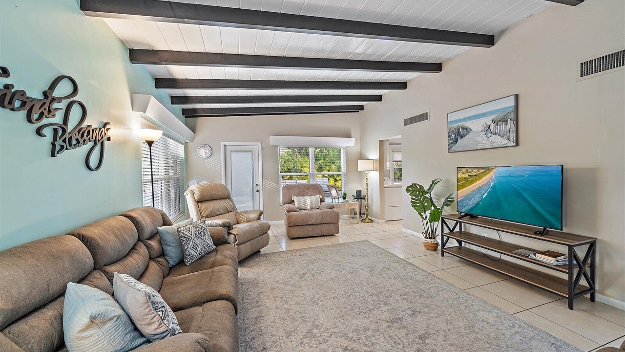 Photo of Livingroom in Alta Vista