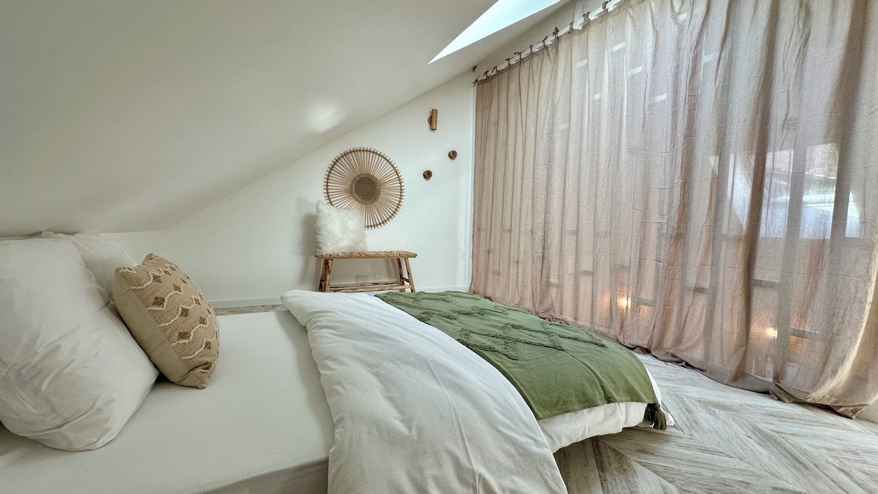 Photo of Bedroom in Larchant