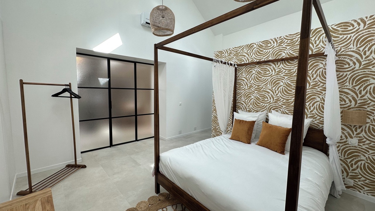 Photo of Bedroom in Larchant