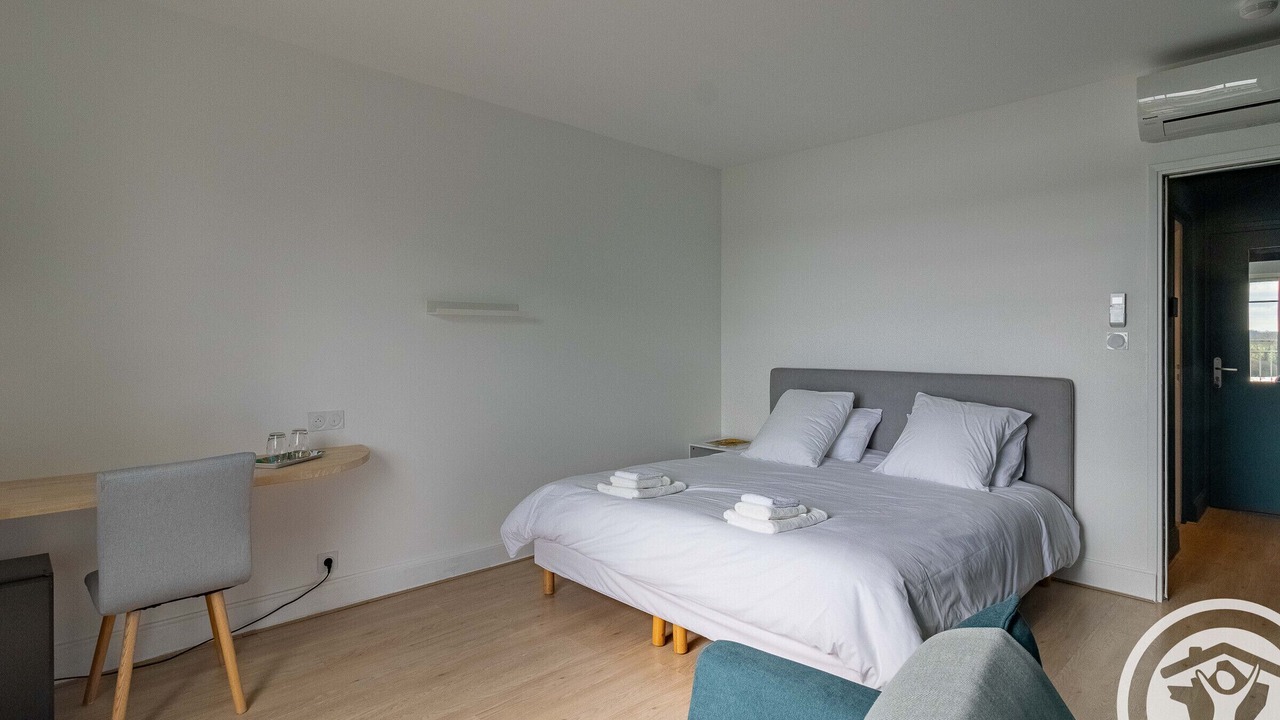 Photo of Bedroom in Cholet