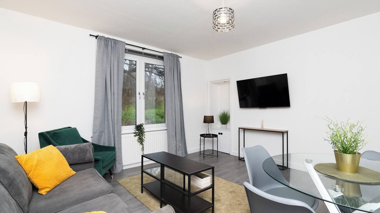 Photo of Livingroom in Dunfermline