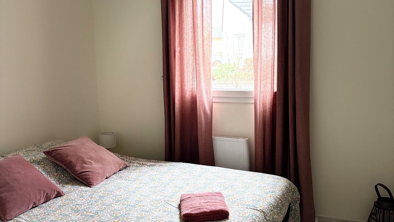 Photo of Bedroom in Tilly-sur-Seulles