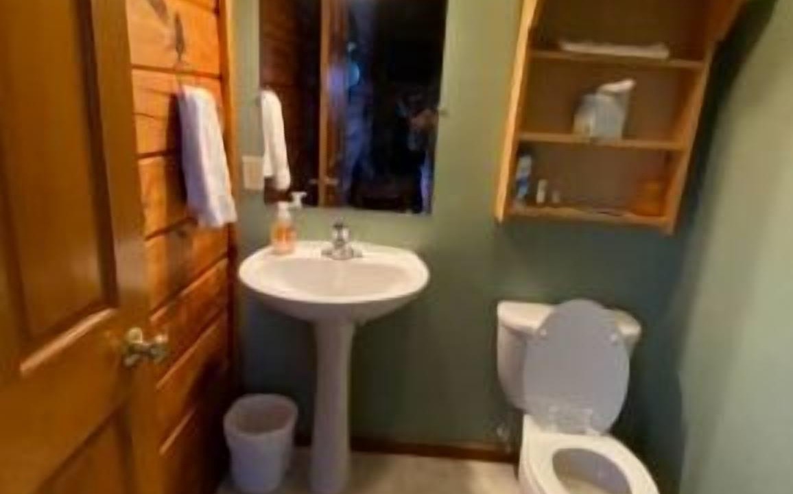 Photo of Bathroom in Warrens