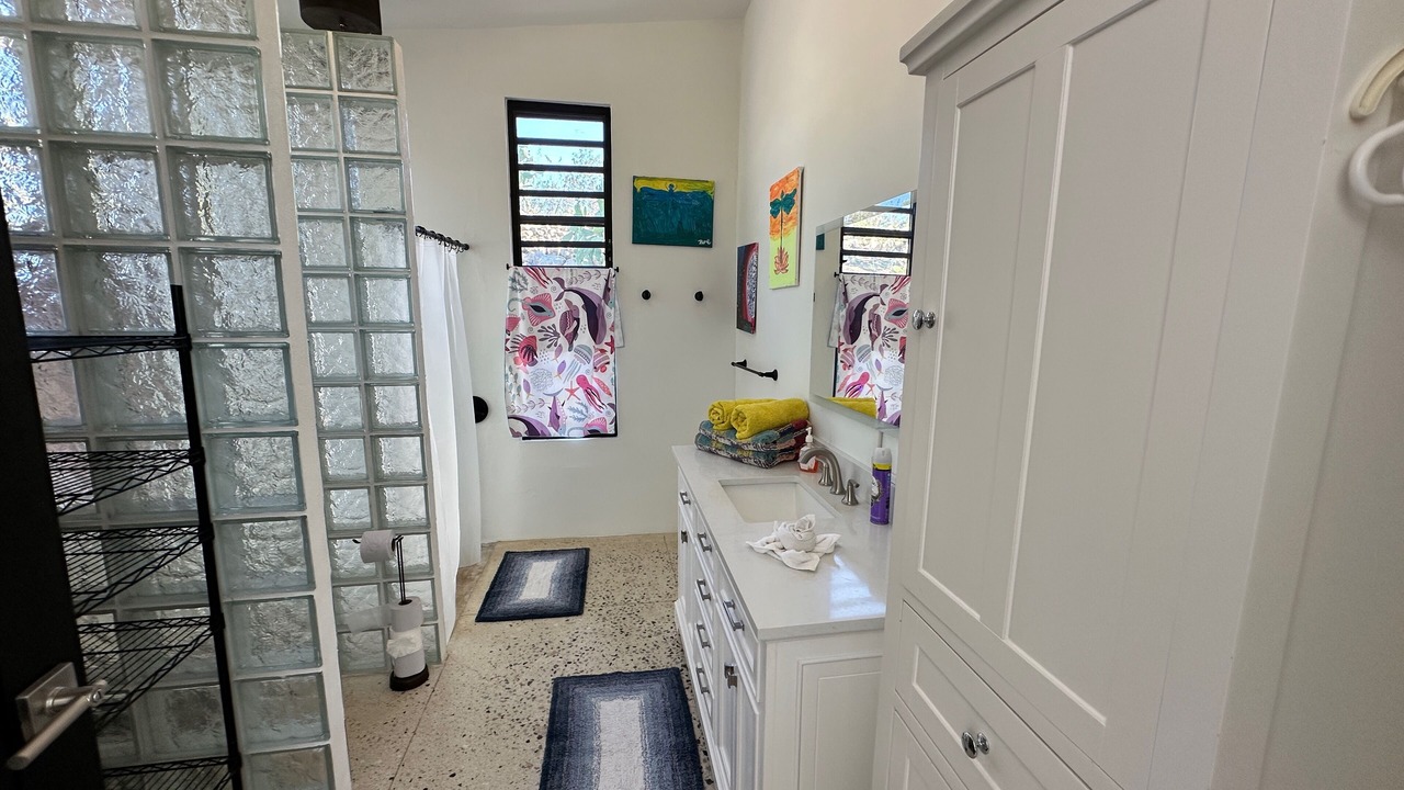Photo of Bathroom in Pedernales