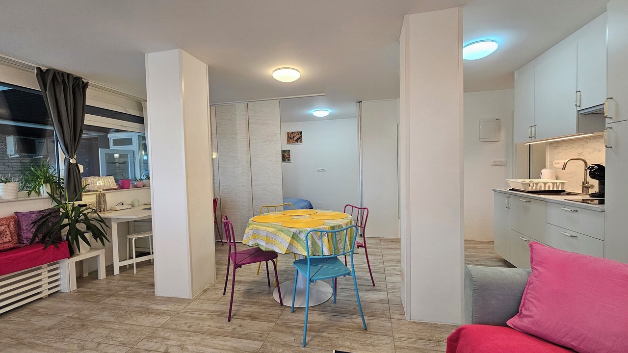 Photo of Livingroom in Siska District