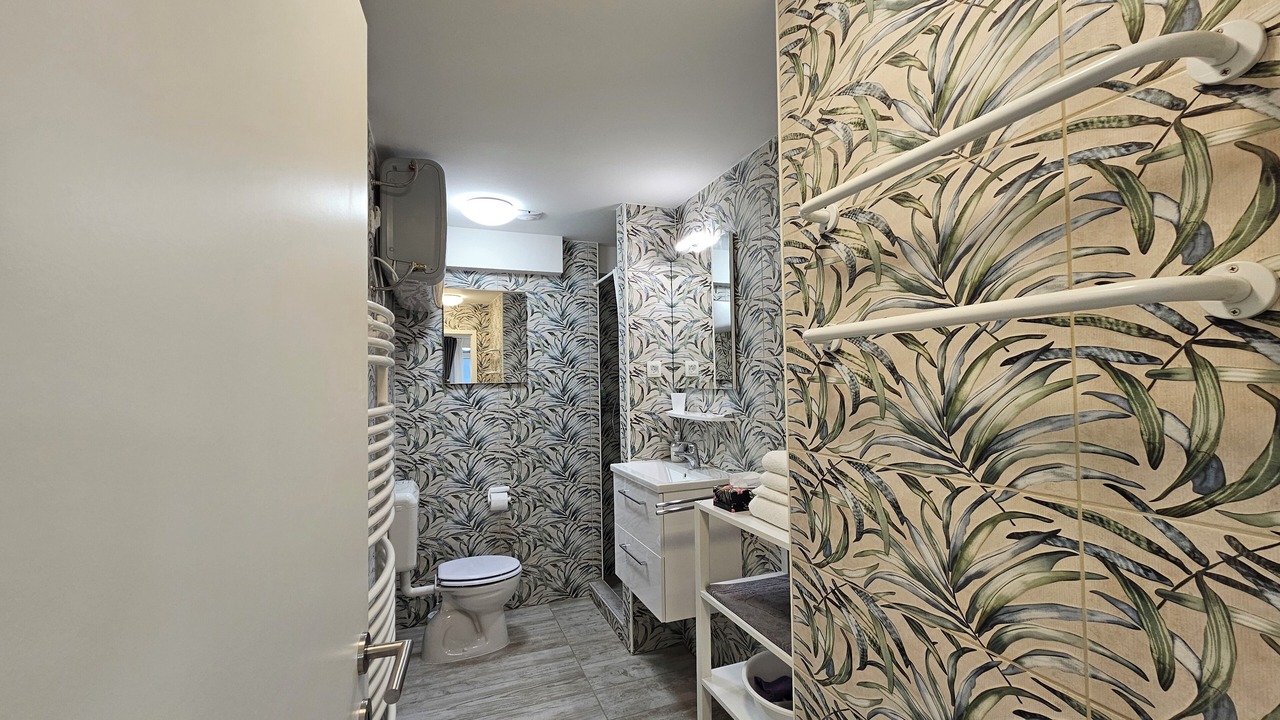 Photo of Bathroom in Siska District