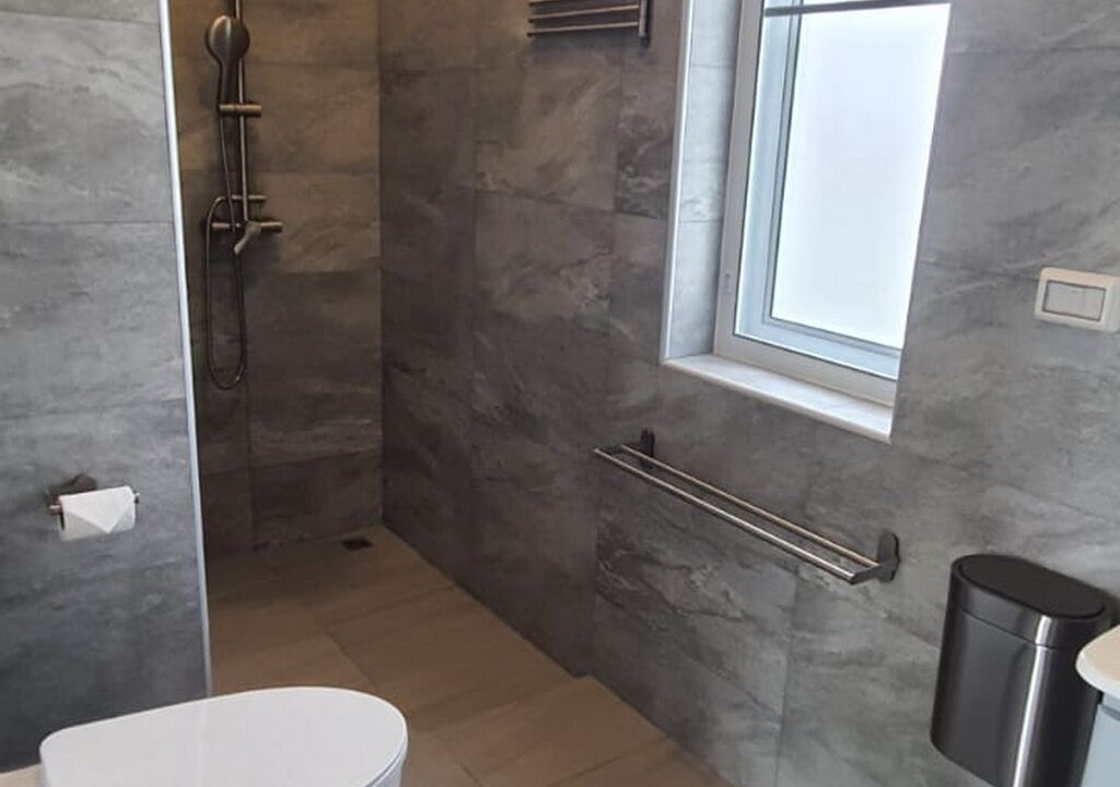 Photo of Bathroom in Khuekkhak