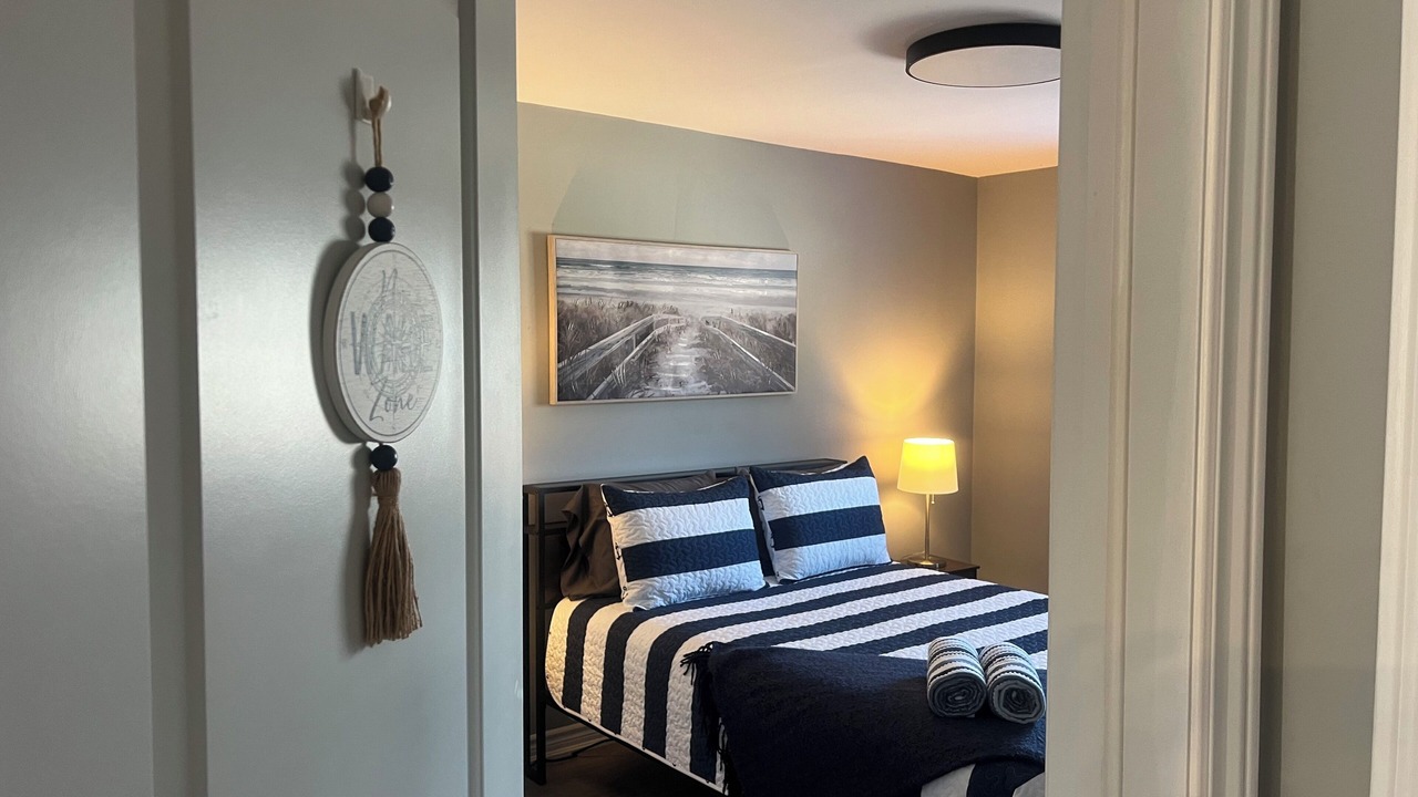 Photo of Bedroom in Alcona