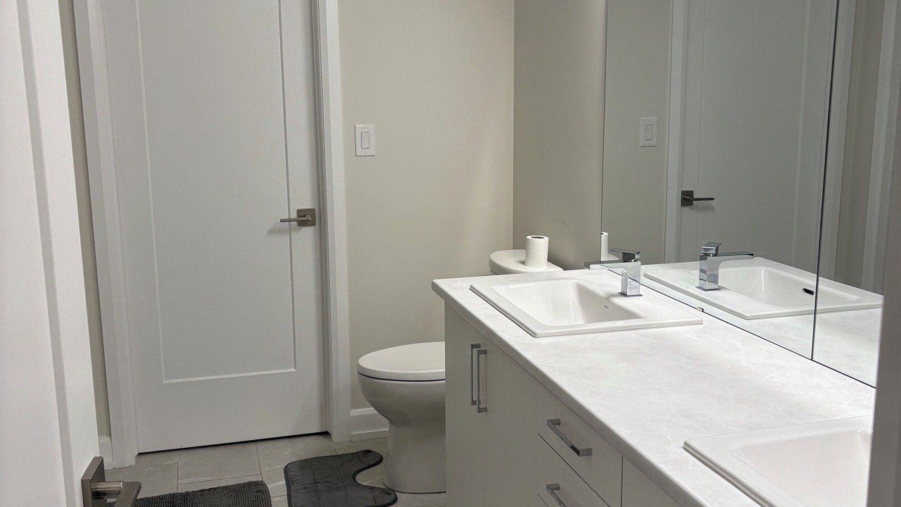 Photo of Bathroom in Niagara Falls