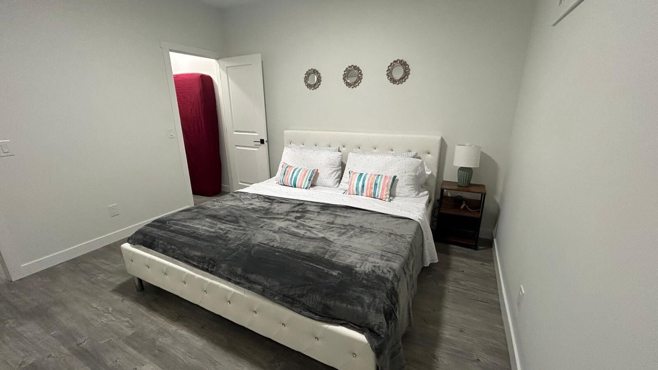 Photo of Bedroom in Evanston