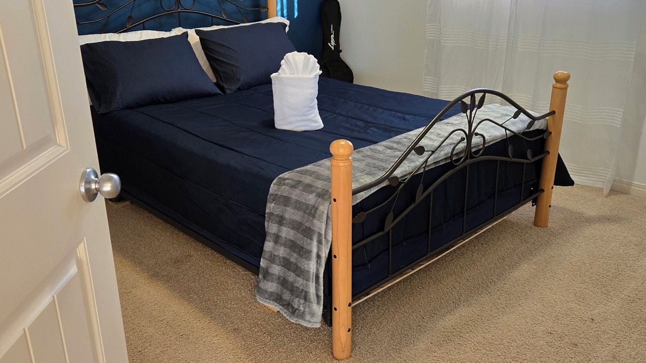 Photo of Bedroom in Airdrie