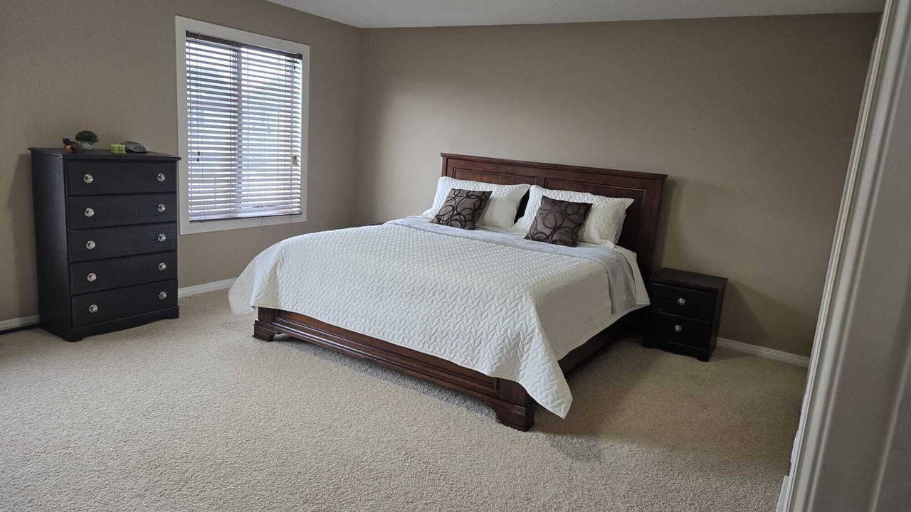 Photo of Bedroom in Airdrie