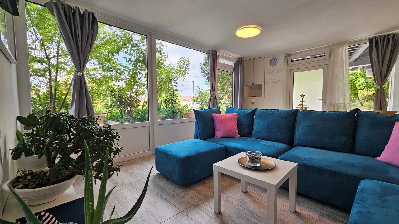 Photo of Livingroom in Siska District