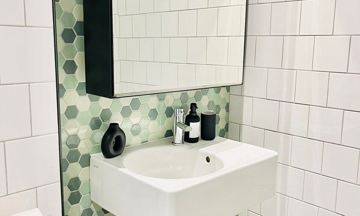 Photo of Bathroom in Lansbury