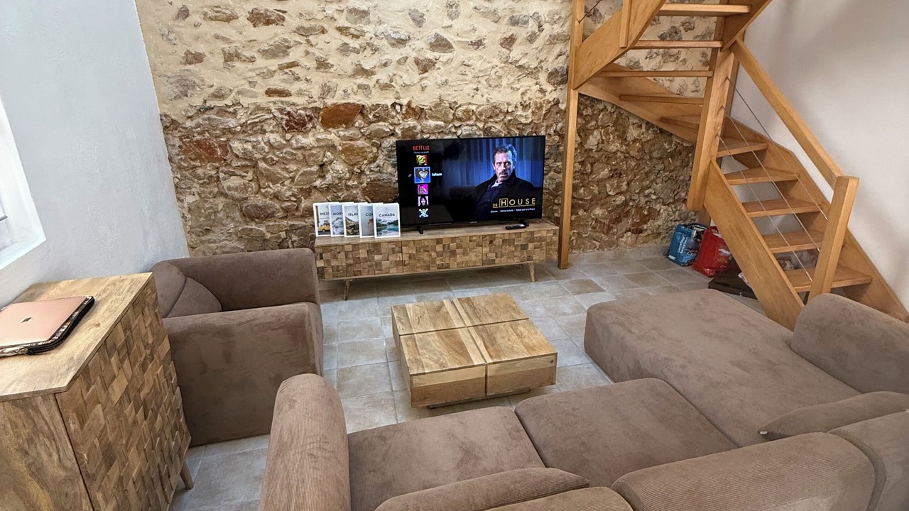 Photo of Livingroom in Bizanet