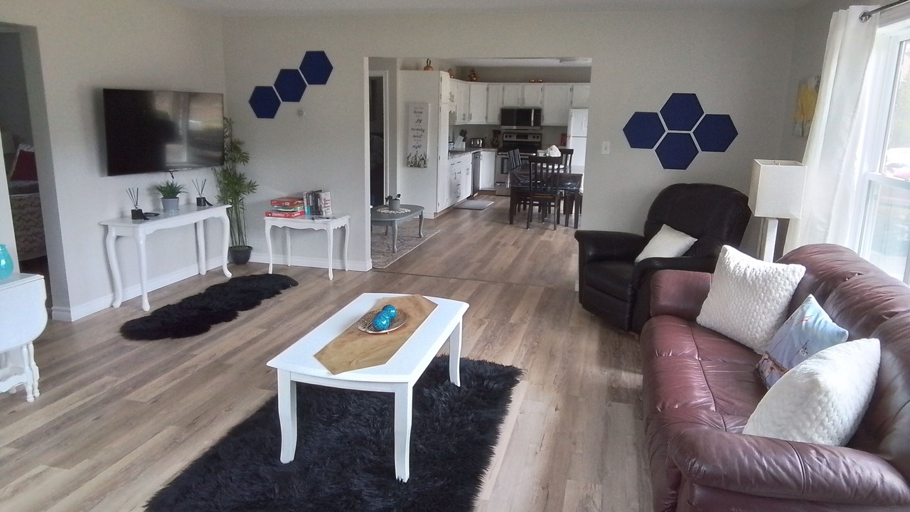 Photo of Livingroom in Charlotte's Shore