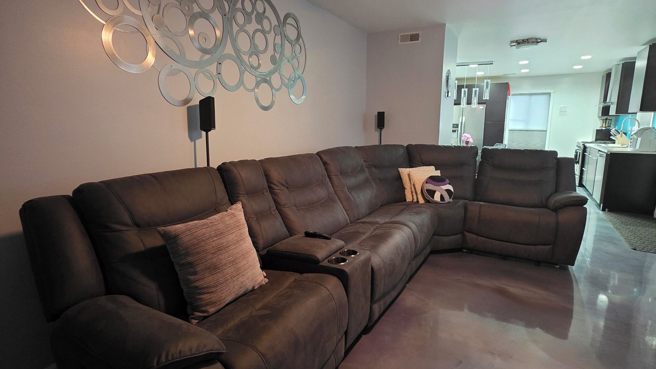 Photo of Livingroom in High Point