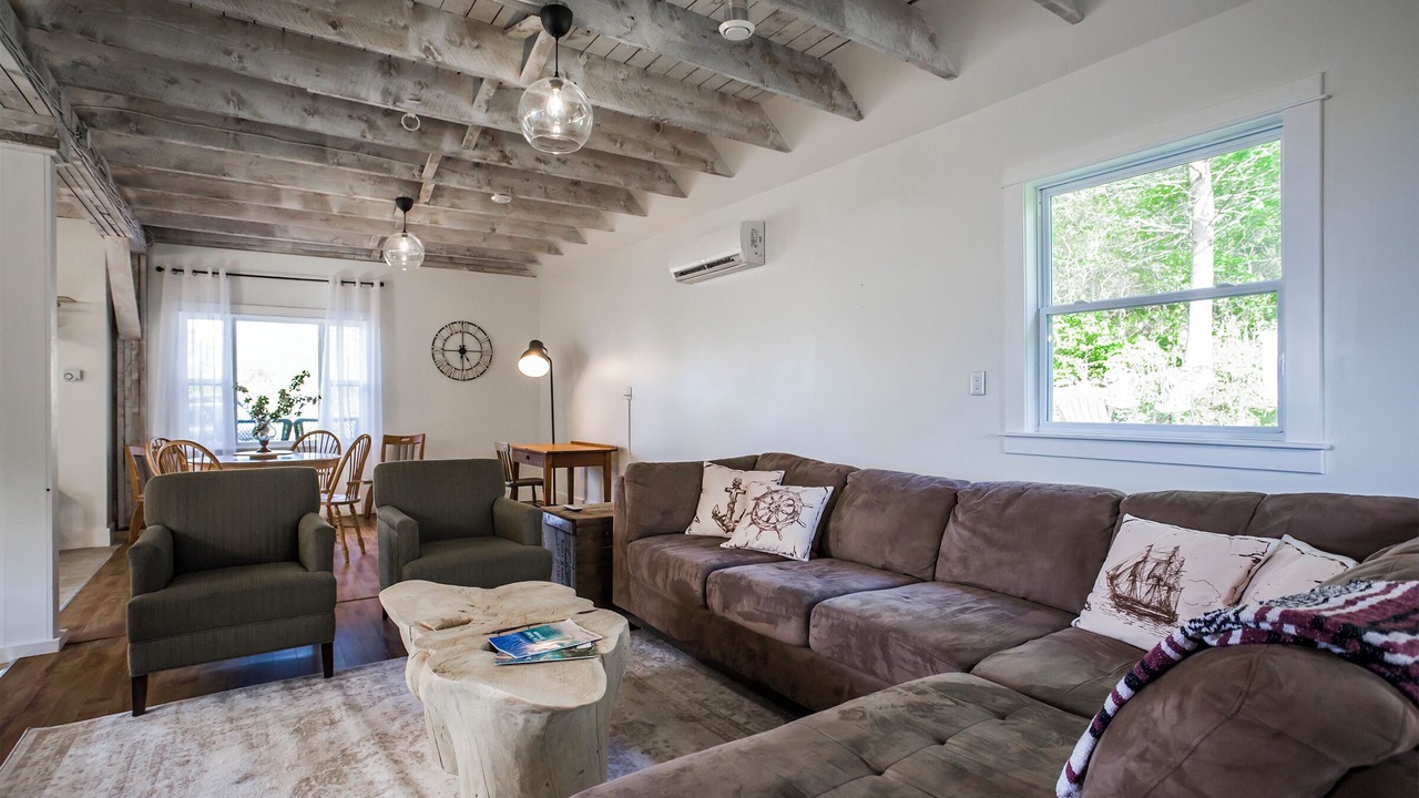 Photo of Livingroom in Port George
