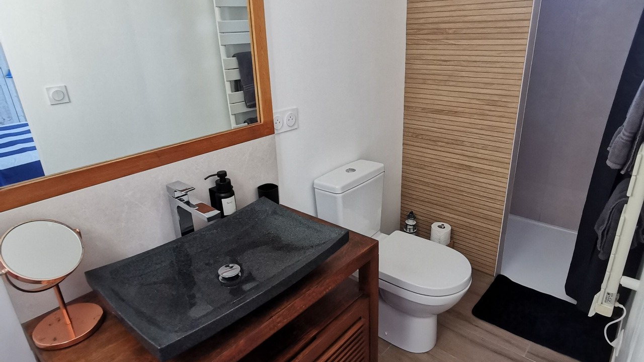 Photo of Bathroom in Le Cannet-des-Maures