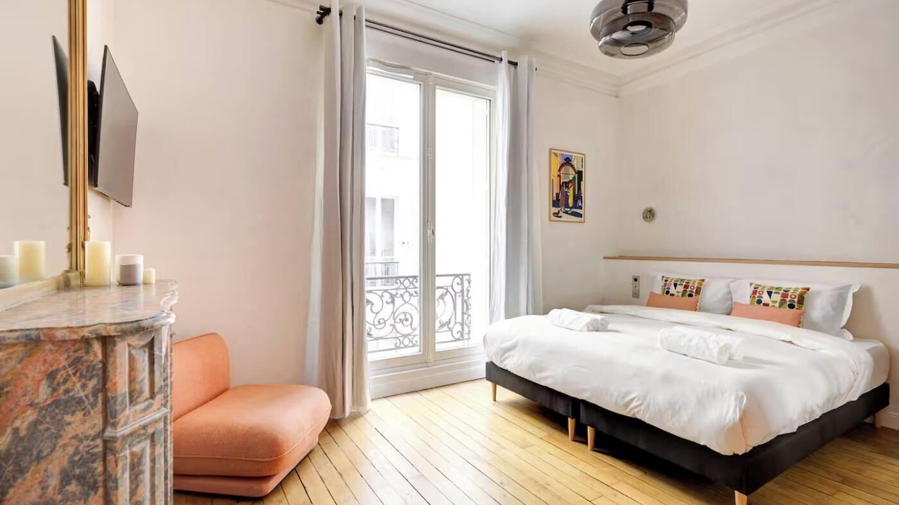 Photo of Bedroom in Marais