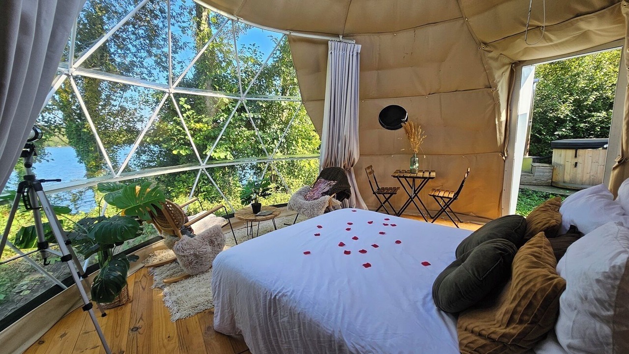 Photo of Bedroom in Cannes-Ecluse