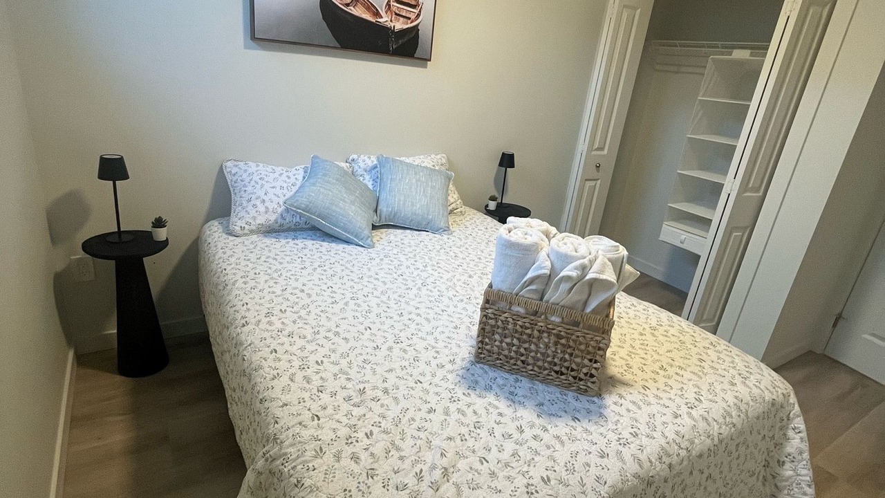 Photo of Bedroom in Okotoks
