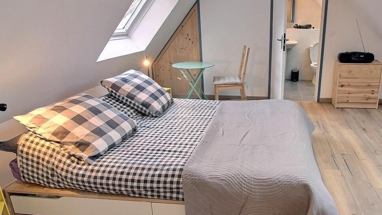 Photo of Bedroom in La Roche-Derrien